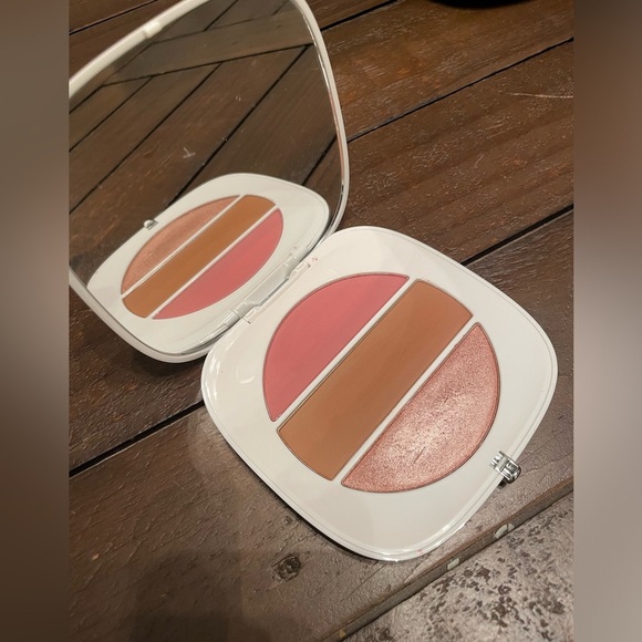 Marc Jacobs Other - Marc Jacobs 250 Tantalize Glo! O!mega x Three Blush Bronze Highlight Palette NEW